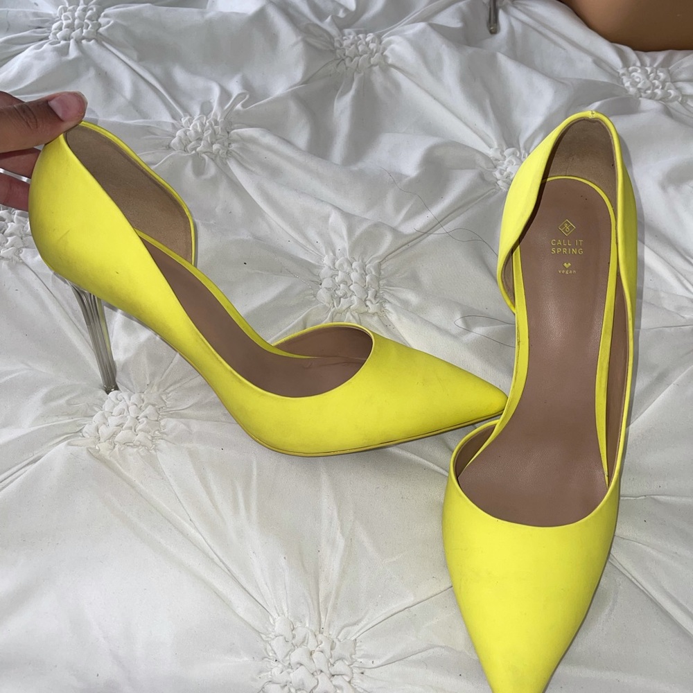 Neon pumps